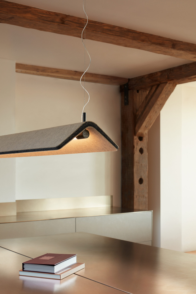 Vika akustično osvetljenje za kancelarije, restorane i domaćinstva
